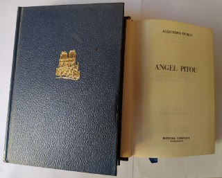 Ángel Pitou.