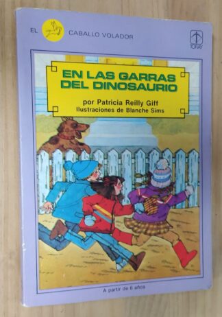 En las garras del dinosaurio